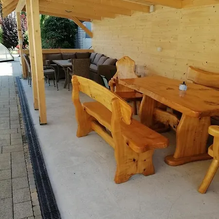 Βίλα Goldenvendeghaz