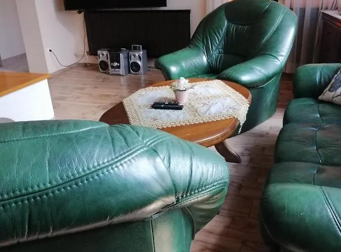 Goldenvendeghaz Vilă *